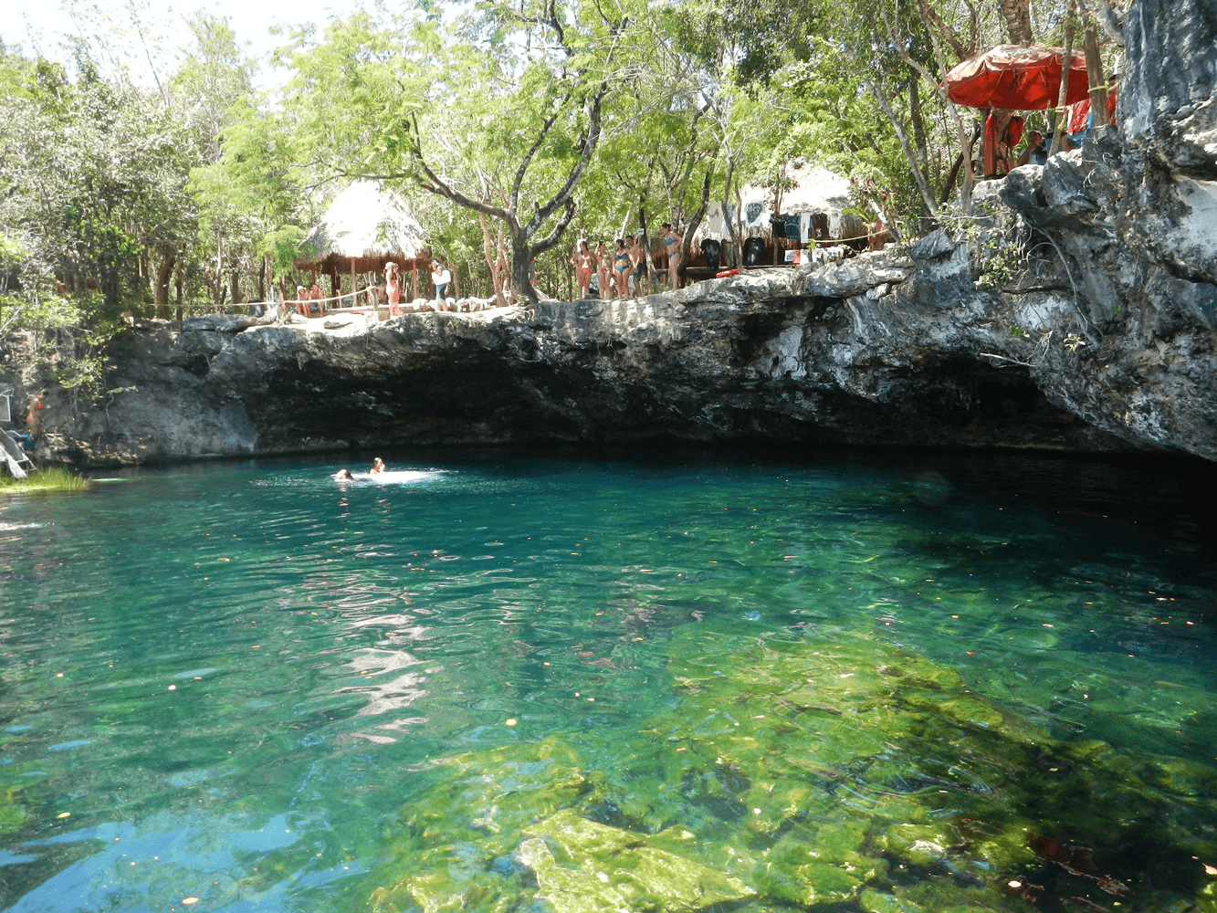Cenote-El-Eden